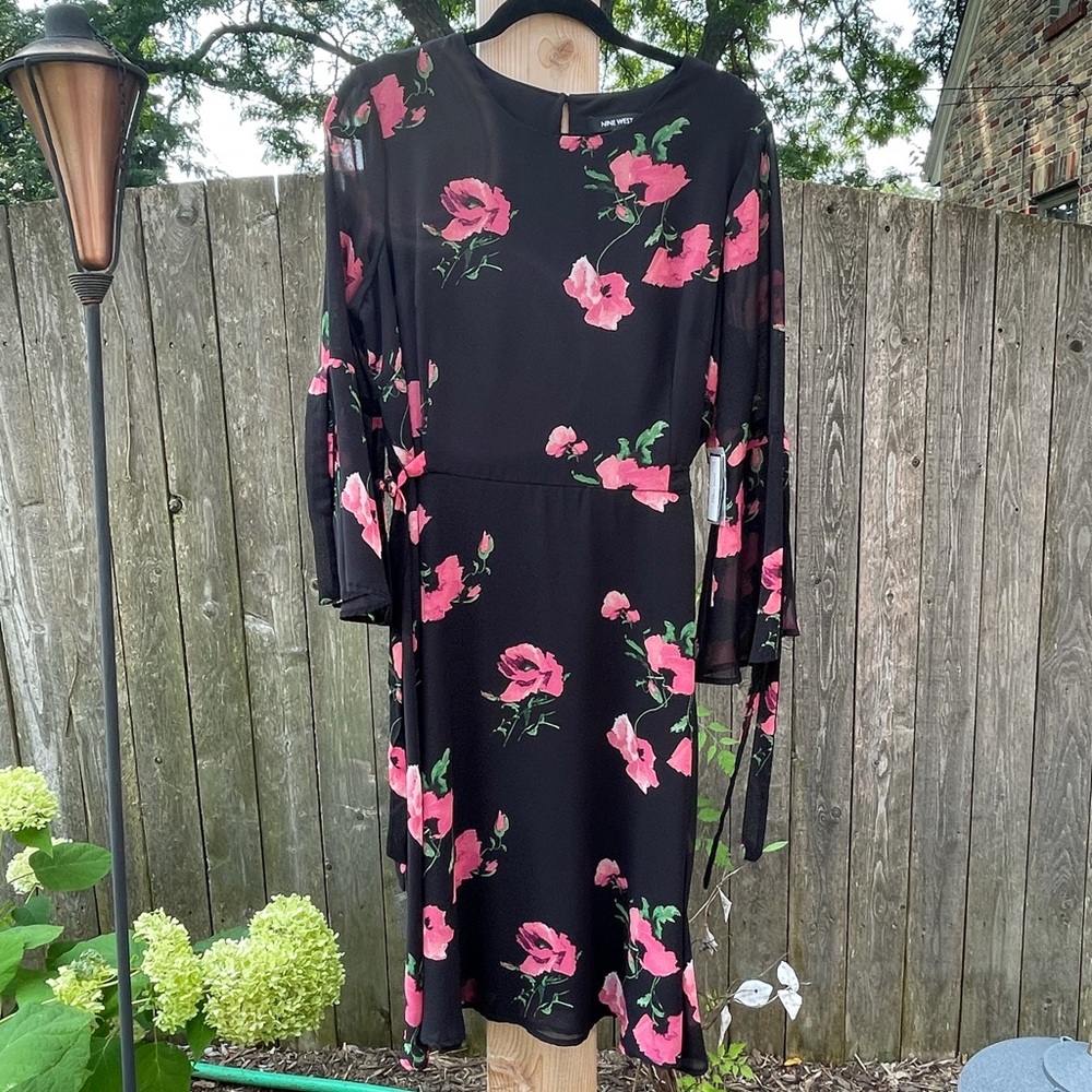 Nine West Floral Print Tie Sleeve Chiffon Dress